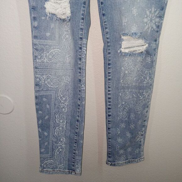 Judy Blue Maika Paisley Bandana Print Boyfriend Fit Jeans 26 Distressed - Picture 3 of 13